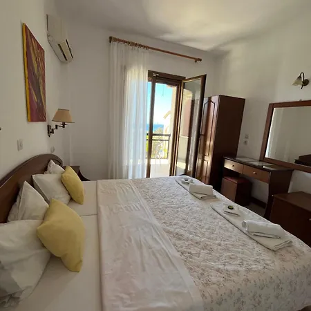 Kousos Arillas Apartment